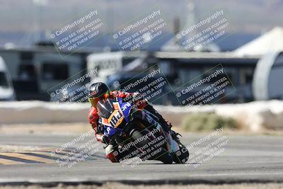 media/Oct-05-2025-CVMA (Sun) [[beeef4f201]]/Race 5-Amateur Supersport Open (Holeshot)/